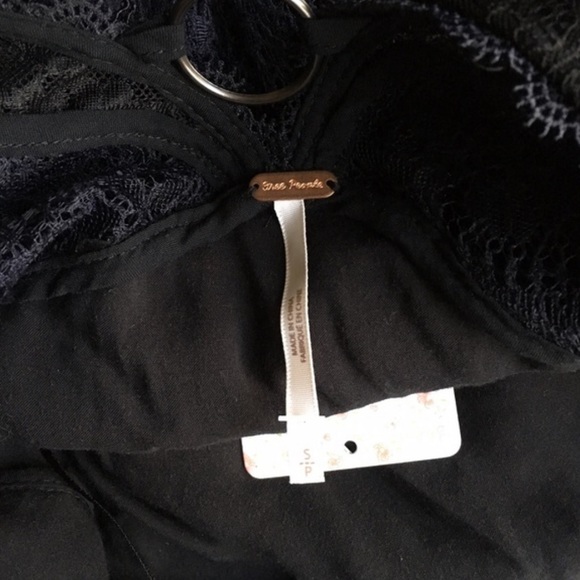 Free People - Don’t You Dare Lace Shift Dress - Picture 6 of 7